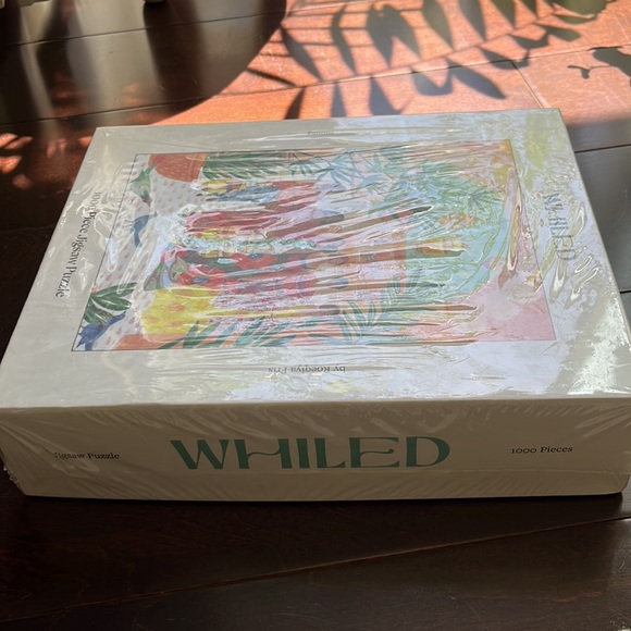 BNWT Whiled “Fanous” 1000 piece puzzle factory sealed never opened - Picture 6 of 9